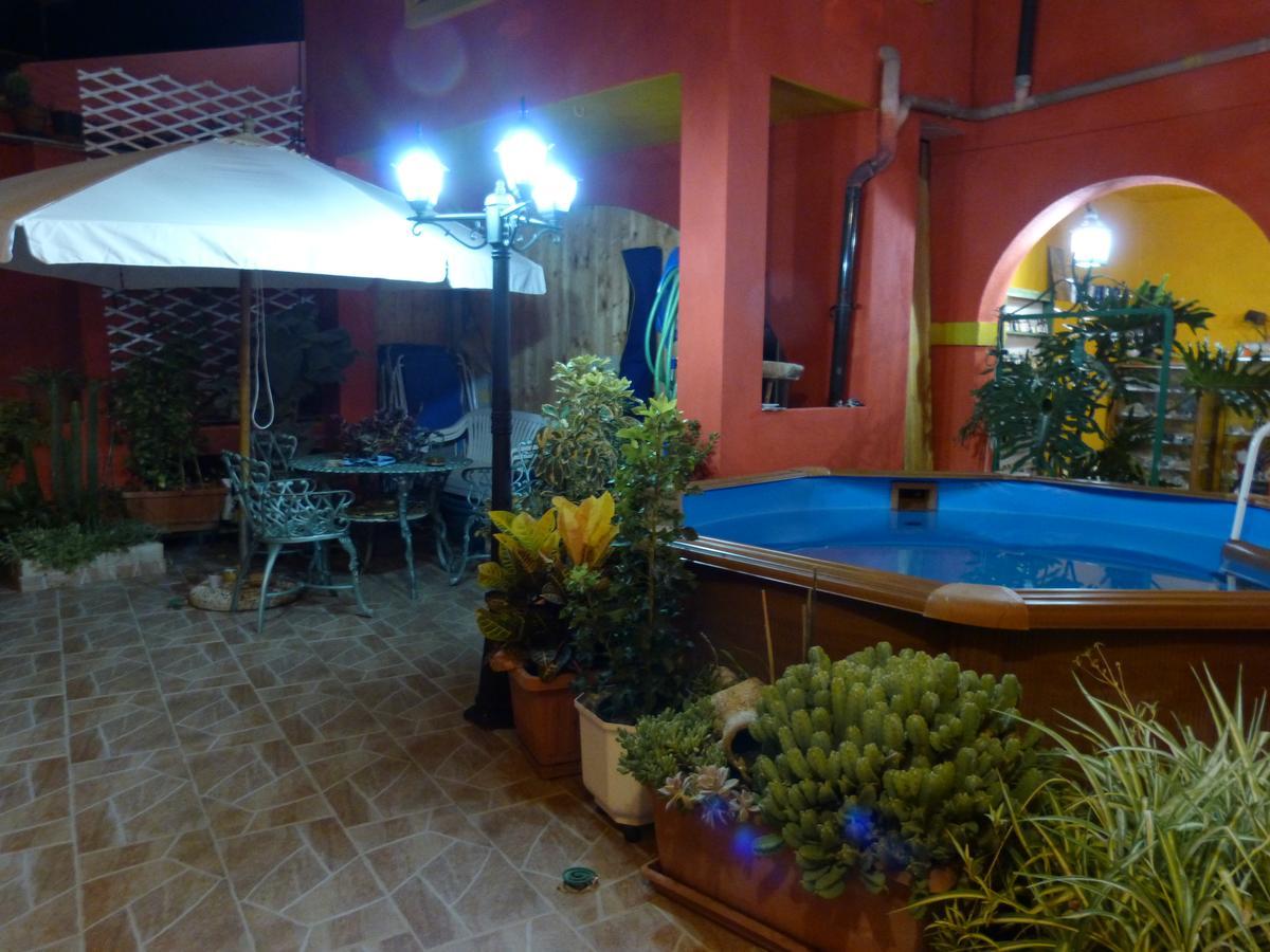 アルブス Il Pozzo Dei Desideri Bed & Breakfast エクステリア 写真